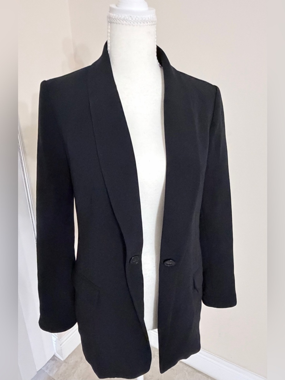 Claudie Pierlot Paris Tailored Blazer with Polka Dot Cuff Detail – FR 36/US 4